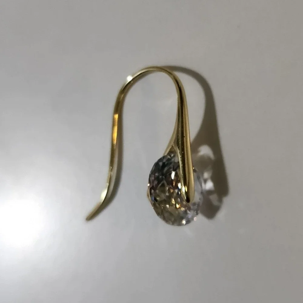 Genevive Sterling Silver Cubic Zirconia Drop Earrings